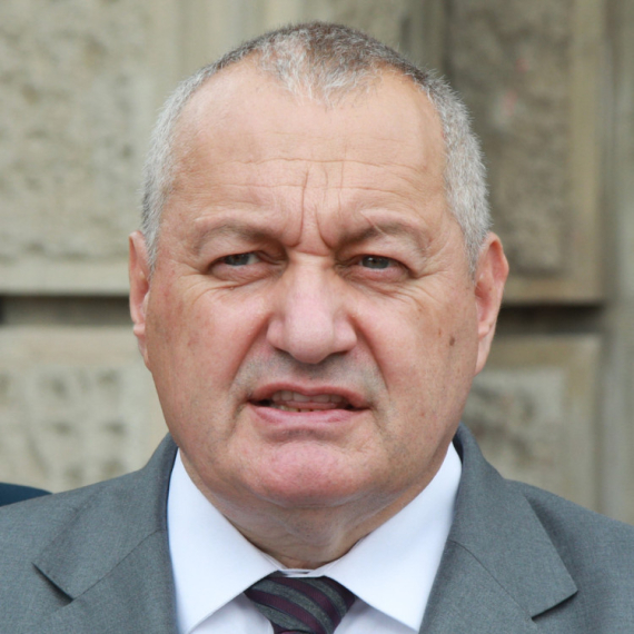 "Štampanje majici"?; Milivojević izazvao buru u javnosti VIDEO