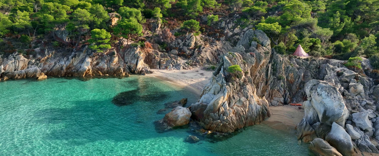 Uvale na Sitoniji koje su kao raj na zemlji: Nestvarna priroda će vas ostaviti bez daha FOTO