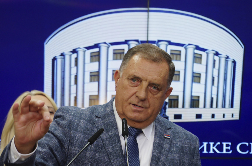 Dodik: Biće raspisan referendum koji će imati pitanje o pravnom i ustavnom statusu RS