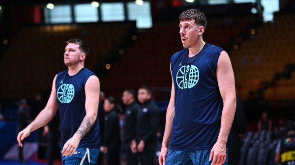 Dončić: "Smešno je – meni Lejkersi dozvolili, a njima Olimpija nije"