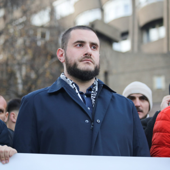 Oglasio se Zukorlić: Za razliku od kriminalaca, ja nisam iznad zakona; Kaznu sam platio FOTO