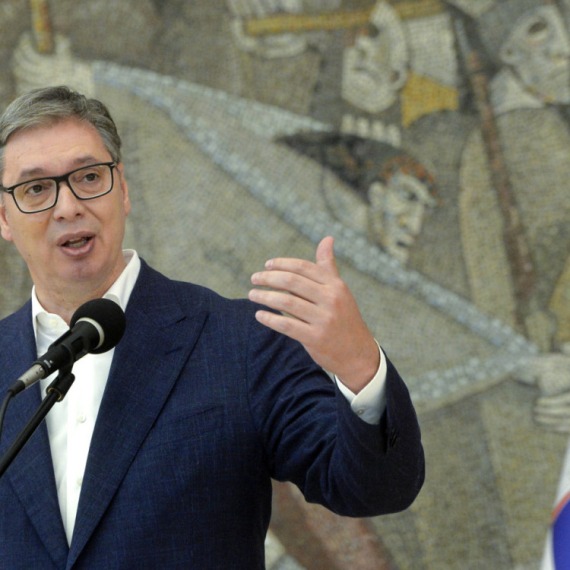 "Cene u Srbiji će da padnu 15-20 odsto": Vučić o novim ekonomskim merama
