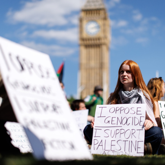 Veliki protest u Londonu; Uhapšeno najmanje 450 ljudi FOTO/VIDEO