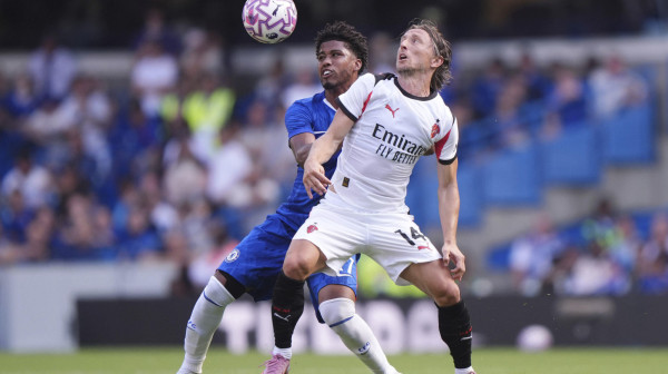 Modrić debitovao u debaklu Milana – Pavloviću ni minut