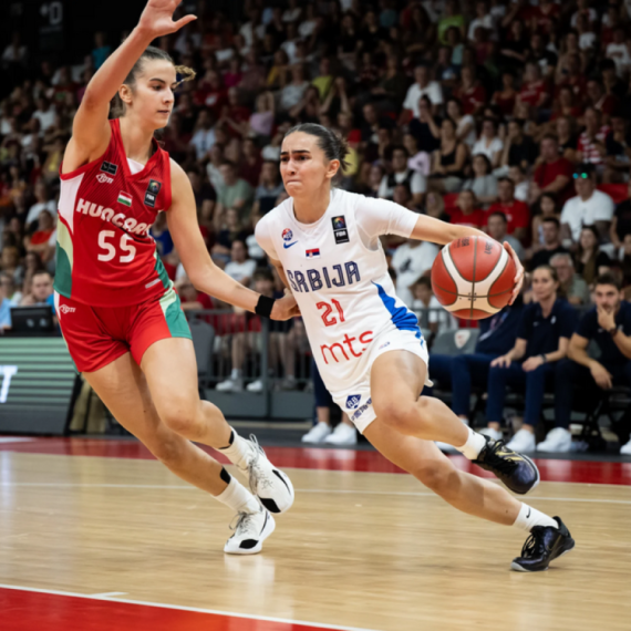 Srbija izgubila finale, ali osigurala povratak u elitu