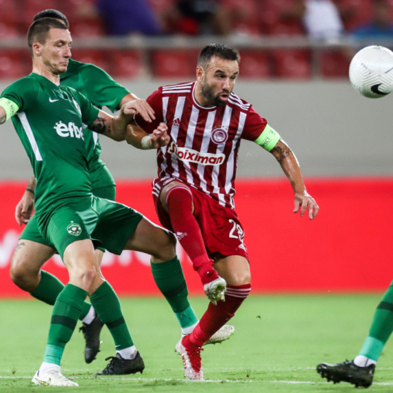 Valbuena ne staje ni sa 40 – povratak u Olimpijakos, ali B