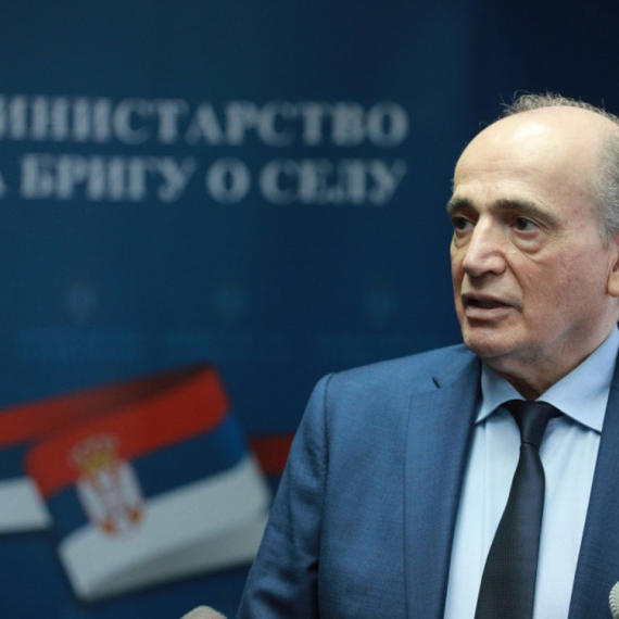 Krkobabić: Mladi, spremajte papire; Od sada milion i po dinara za kuću na selu