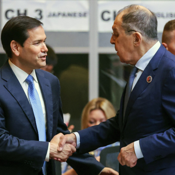 Lavrov i Rubio na vezi; Dogovoren susret Putin–Tramp