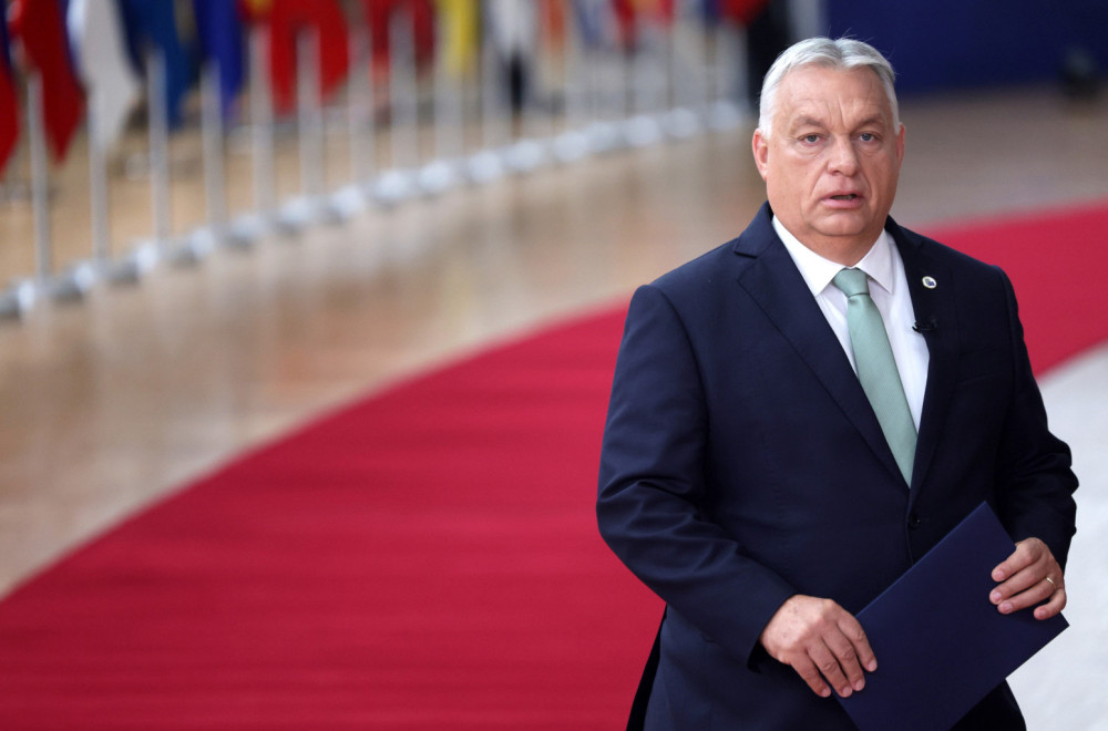 Orban: Ko podržava Ukrajinu, podržava rat; "Ako stavite pištolj na sto, pre ili kasnije će opaliti"