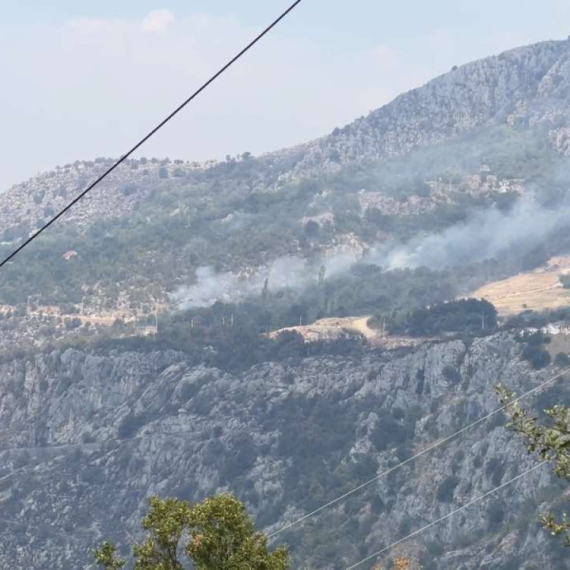 Besana noć iza crnogorskih vatrogasaca: Podgorica pod oblakom dima FOTO