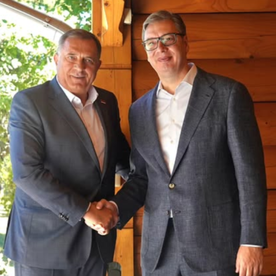 Vučić sa Dodikom: O napadima na Srbiju i Srpsku, i o drugim važnim temama za srpski narod sa obe strane Drine