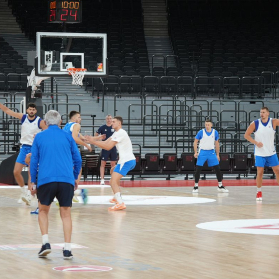 Srbija u Minhenu "upoznaje" rivale sa Evrobasketa VIDEO