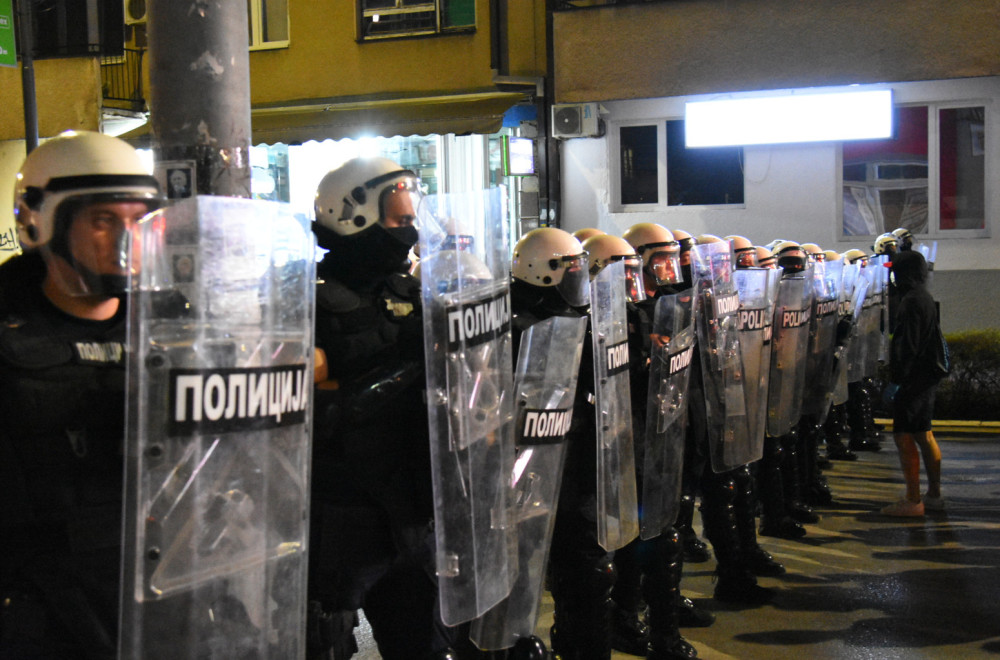 U Beogradu za nasilje i napad na policiju 3 godine i 1 mesec: Okrivljeni priznao delo