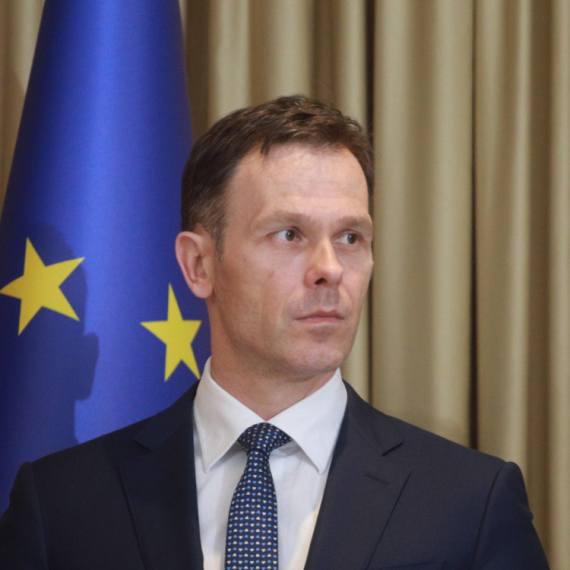 Mali odgovorio Đilasu: "Čovek bez morala i časti, nadahnut nasiljem piše premijeru"
