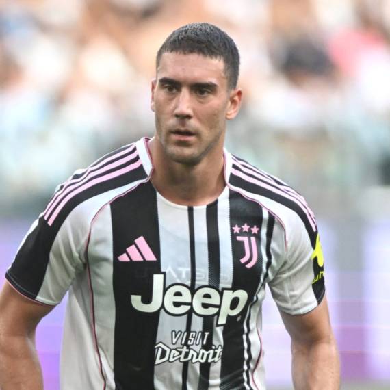 Juventus ponovo slavi Vlahovića