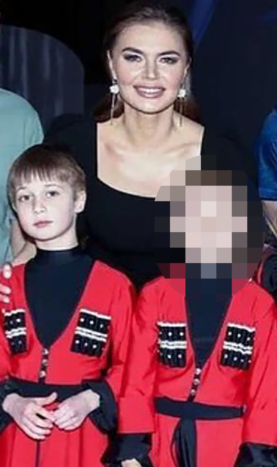 Ovo je žena koja je navodno Putinu rodila četvoro dece: Nevidljiva princeza je slaba na političare