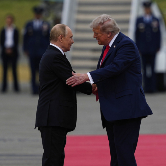 The messages from Moscow and Washington are the same; Trump: It's all bullshit VIDEO