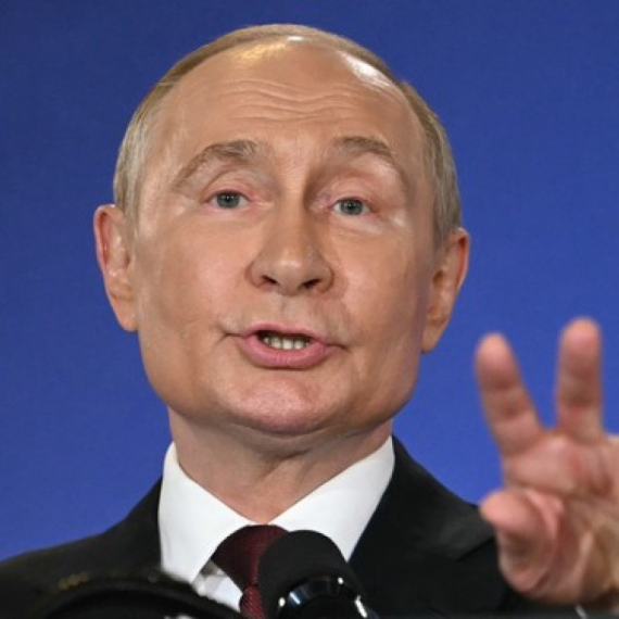 Putin ima taktiku – "rezanje salame"; Evo šta to znači...