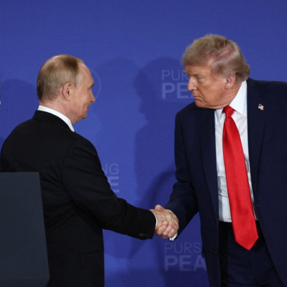 Putin lično obavestio Trampa: Spreman je na prekid vatre