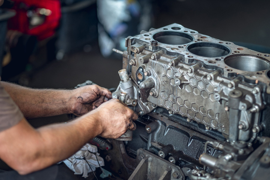 Vozite dizelaš? U rezervoaru vam možda raste živi mulj koji može uništiti motor
