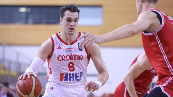 Hrvati sa Hezonjom i Šarićem napadaju svetskog prvaka