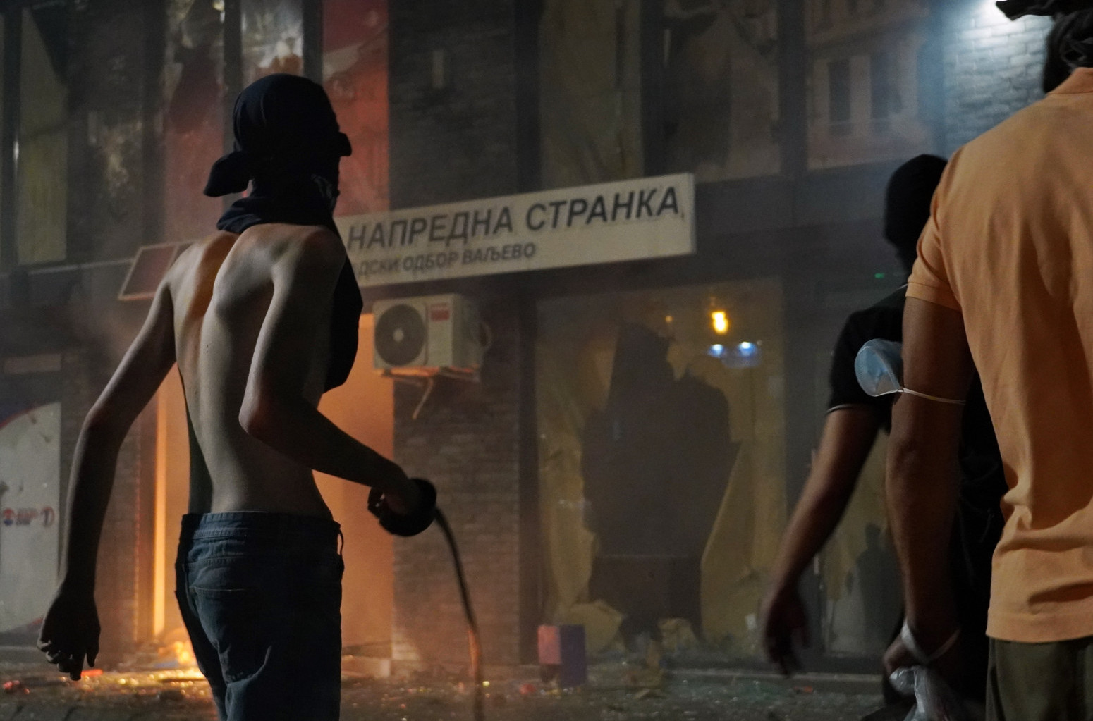 Sudije probijanje blokada okarakterisale kao pokušaj ubistva, a sada se prave ludi za kamenovanje policije