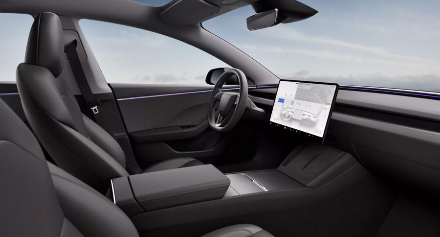 Nakon godina kritika, Tesla tiho vraća ručicu pokazivača pravca u Model 3 FOTO