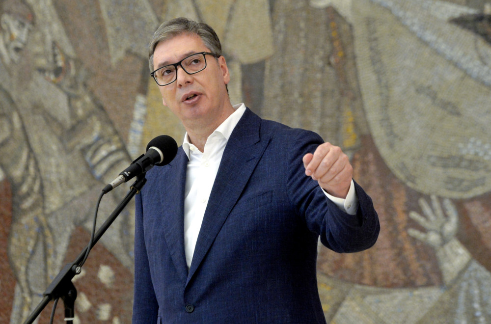 Vučić: U nedelju prezentacija, od 1. septembra primena. "Čudesne mere"