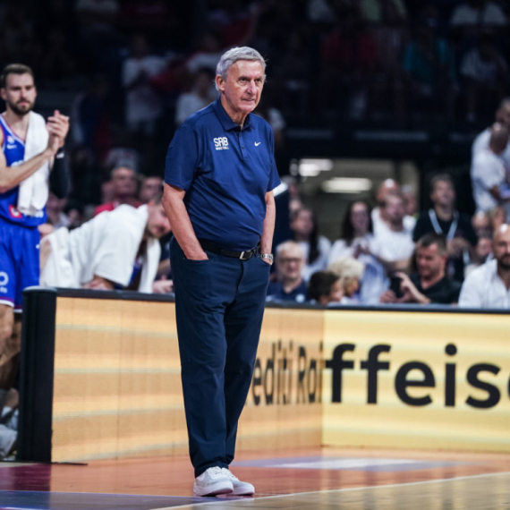 "Pešić da vodi još četiri godine? Da li ste normalni?"