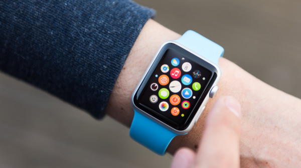 Velika pobeda za "Jabuku": Apple Watch ostaje u prodaji uprkos tužbama