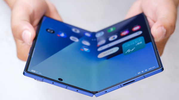 Samsung konačno potvrdio: Novi Galaxy Z Fold8 menja oblik, evo šta nas čeka VIDEO