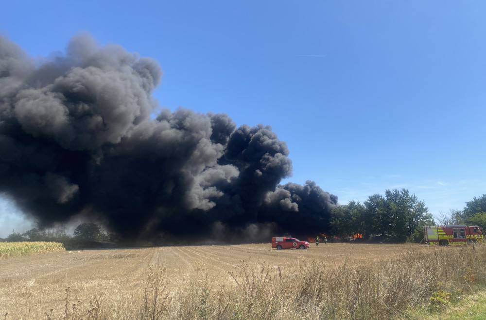 Veliki požar u Novom Sadu: Uspešno lokalizovan, evo šta je gorelo FOTO/VIDEO