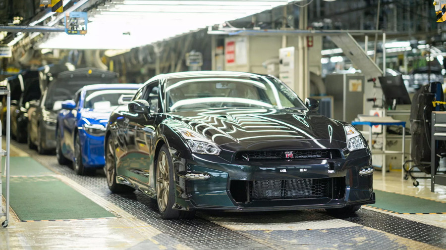 Nissan ugasio legendu: GT-R odlazi u istoriju, ali naslednik već stiže! FOTO/VIDEO