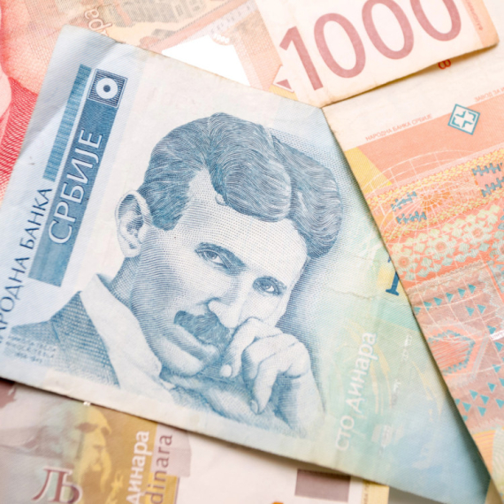 Raspisan konkurs za dodelu bespovratnih sredstava za unapređenje učeničkih zadruga
