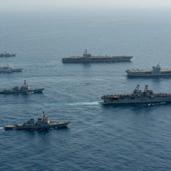 It's confirmed: US Warships departed; A nuclear submarine was also sent PHOTO