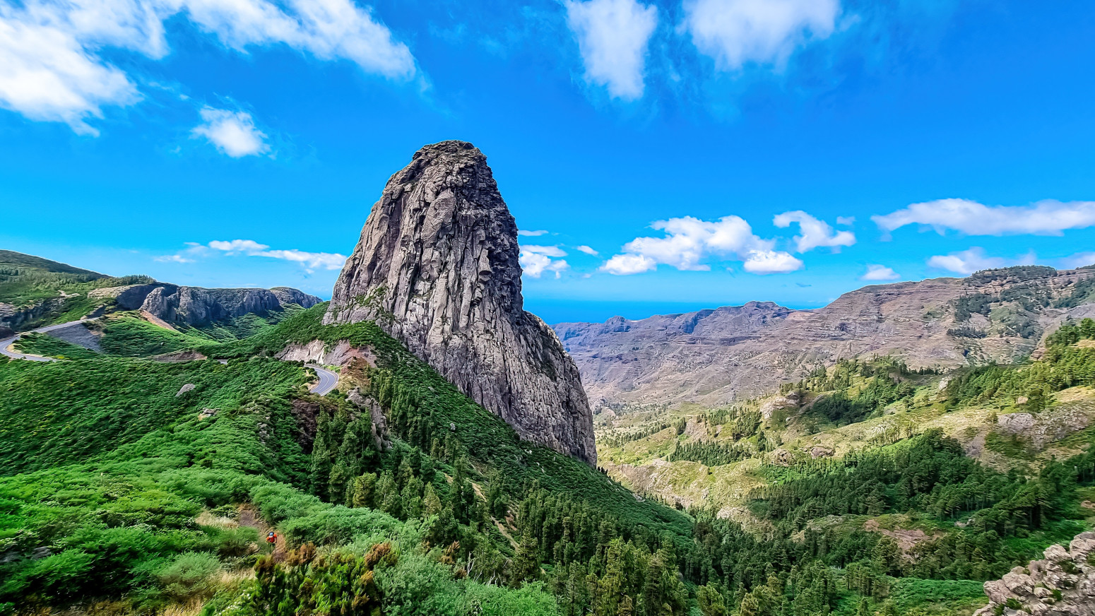 Manje poznato ostrvo u Španiji mirnije od Tenerifa: Idealno i u oktobru FOTO