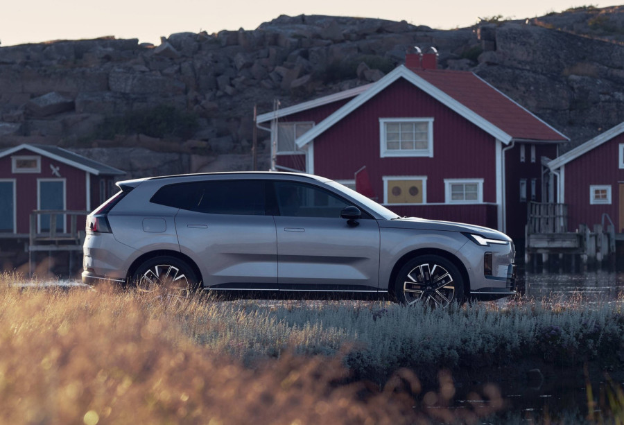 Volvo menja planove: Ne možemo mi diktirati kraj benzinskim motorima