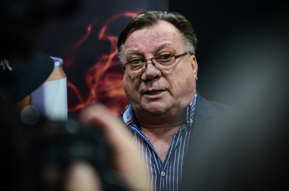 Halid Bešlić je započeo karijeru sa ovom pesmom: Mnogi je ne znaju