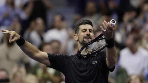 Veče Đokovićevih rekorda – Federer ostavljen u prašini