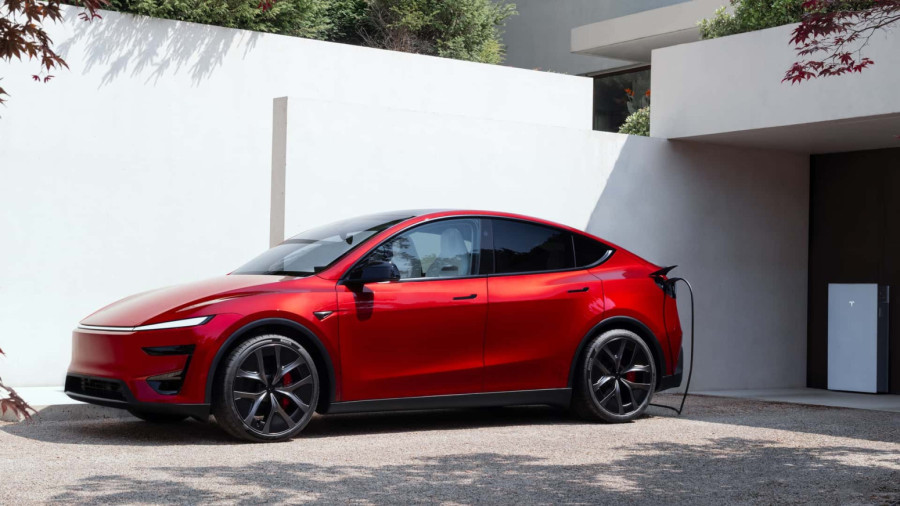Slamka spasa: Tesla Model Y Performance predstavljen u Evropi! FOTO