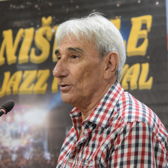 Jova Radovanović otkrio od čega je preminuo pevač "Sedmorice mladih": "Dugo je bolovao"