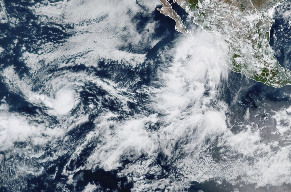 Meteorolozi na nogama: Idu dva uragana FOTO