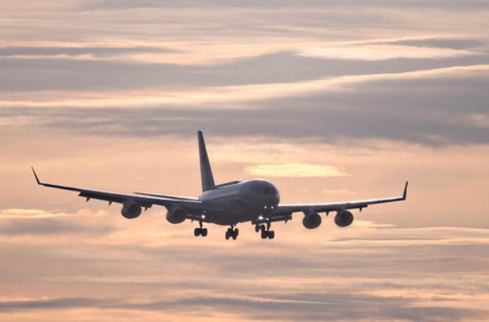 Avion iz Dohe sa 250 srpskih državljana sleteo u Beograd