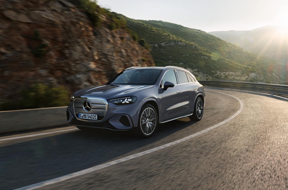 Ovo je novi Mercedes GLC: Ima ekran od jednog metra! FOTO