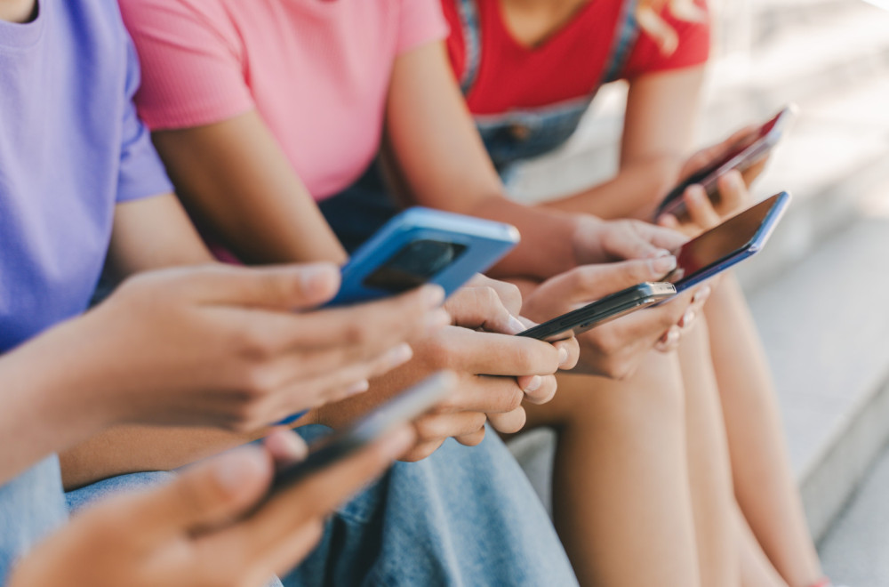 Odluka je pala: Uvedeno ograničenje od dva sata dnevno za korišćenje mobilnih telefona