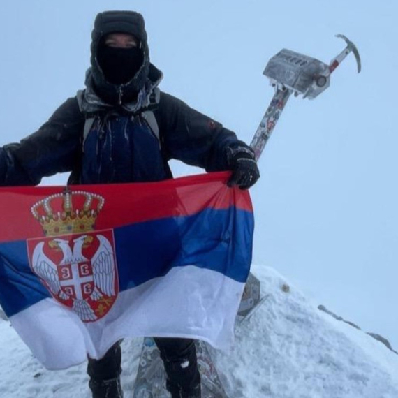 Neverovatan podvig srpskih planinara: Osvojili najveći vrh Evrope i Rusije FOTO/VIDEO