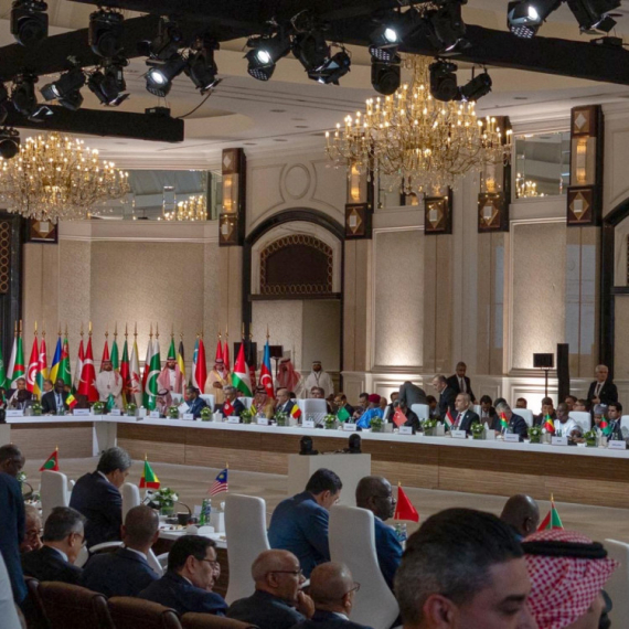 D-Day for the Islamic World; Irani said: We are all in danger