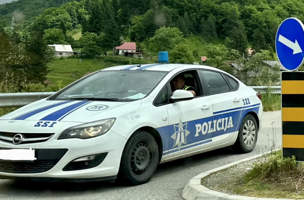 Mrtav pijan seo za volan; Odmah reagovala crnogorska policija