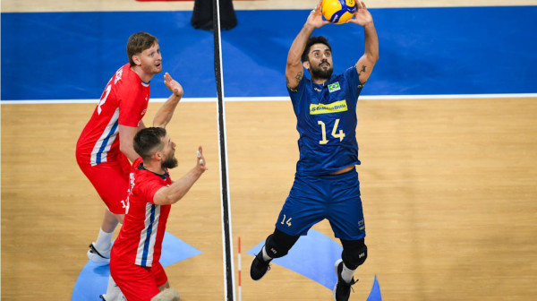 Pobeda Brazila, Argentina prošla kolo pre kraja