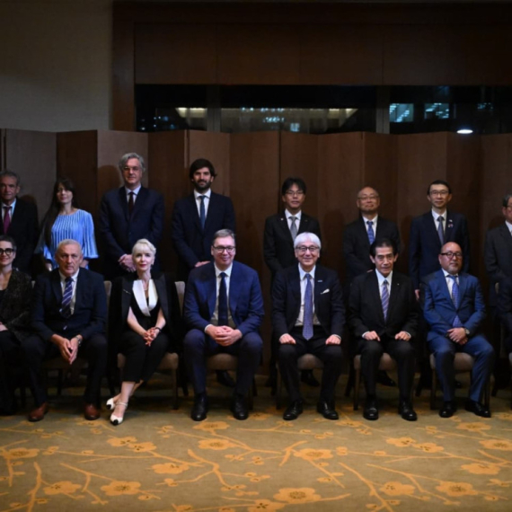 Vučić u Tokiju na večeri sa japanskim privrednicima: Uveren sam da će investicije biti još brojnije FOTO